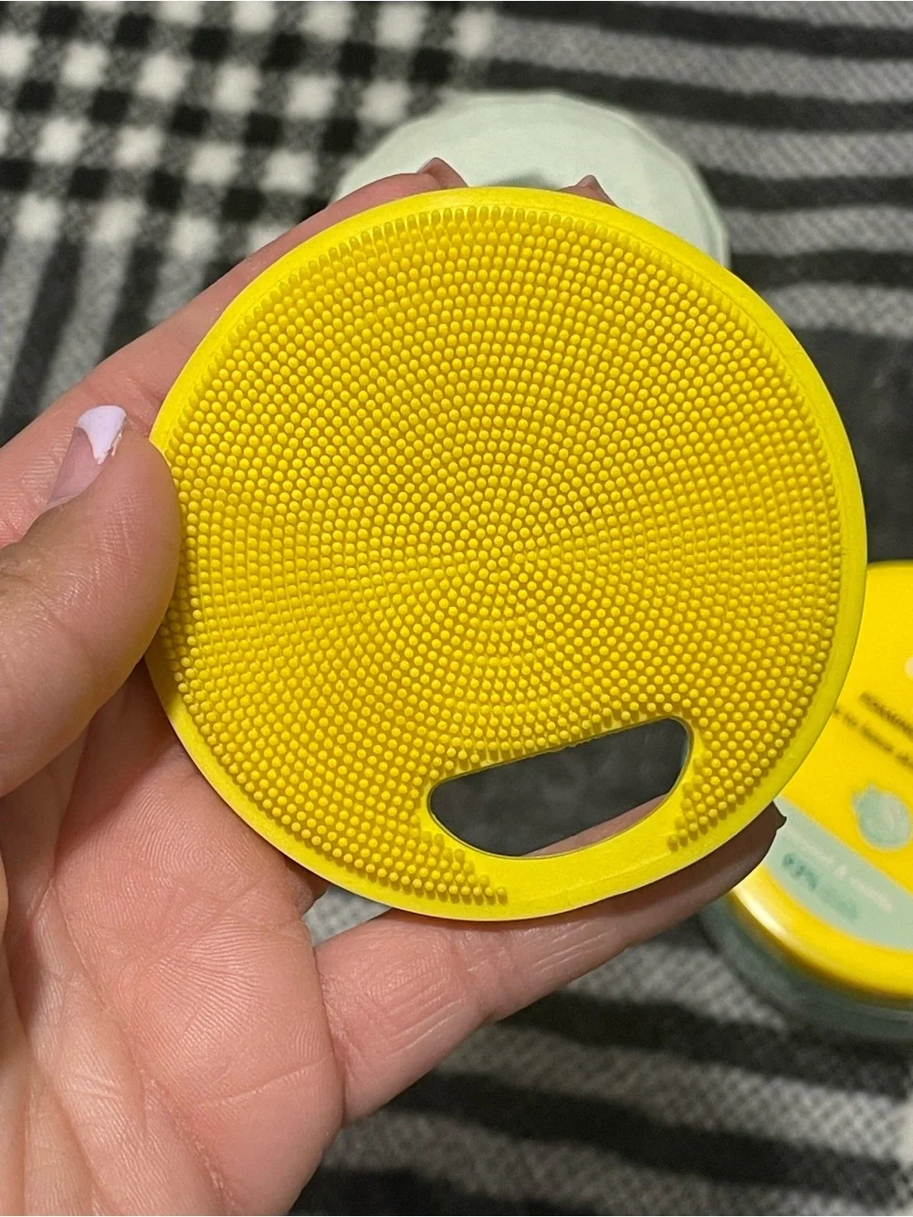 Onyx Coconut Bliss Foaming Sugar Scrub — Bright Yellow Jar with Matching Brush